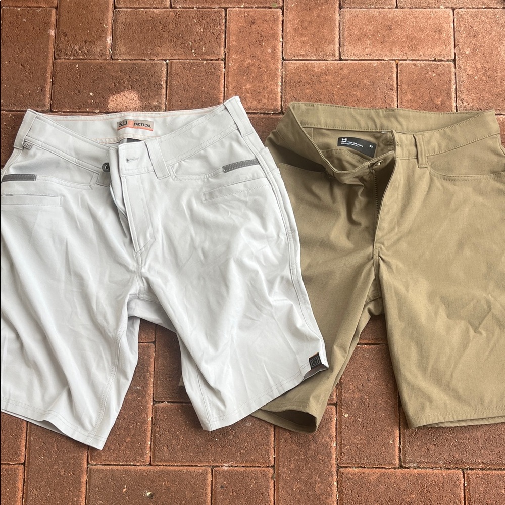 BUNDLE OF 2 Men's Flat Front Shorts - White and Tan
